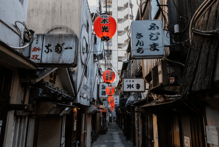 LA HISTORIA COMIENZA, CUANDO ELIGES ESTAR EN EL LUGAR INDICADO EN EL MOMENTO QUE QUIERES ESTAR. SI, AQUÍ EN JAPÓN.